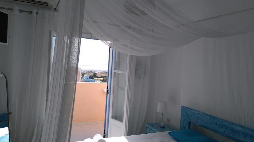 Thalia Apartments Fira  Eksteriør billede